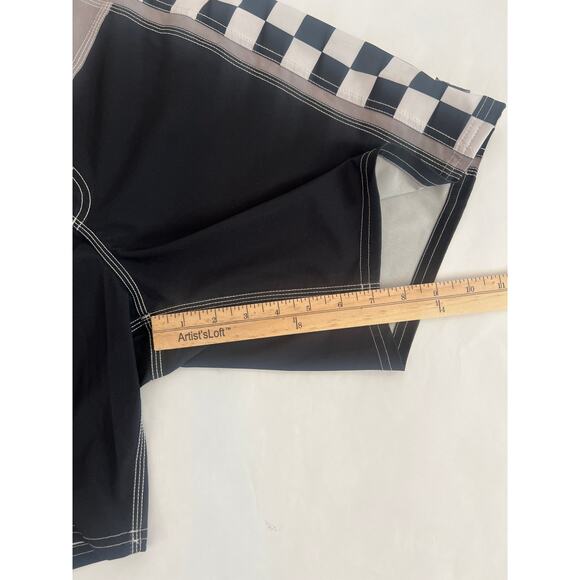 VANS MENS SWIM SUIT AND HAT BUNDLE GRAY BLACK SUIT SIZE 32 NWT VANS TRUCKER HAT - Picture 10 of 14